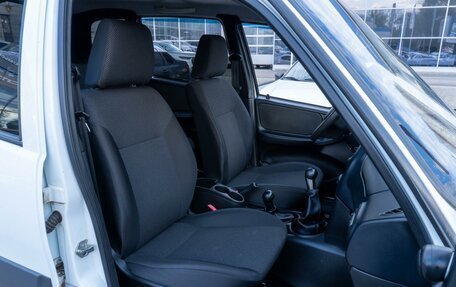 Chevrolet Niva I рестайлинг, 2016 год, 629 000 рублей, 8 фотография