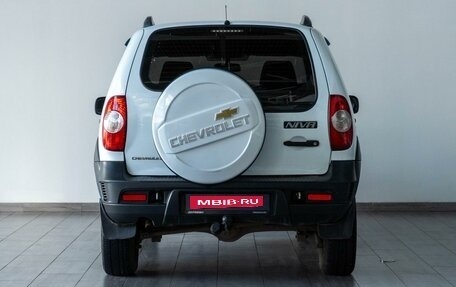 Chevrolet Niva I рестайлинг, 2016 год, 629 000 рублей, 4 фотография