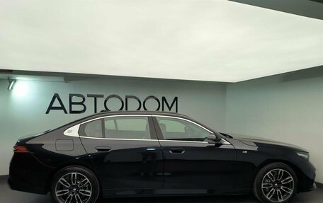 BMW 5 серия, 2025 год, 8 925 000 рублей, 6 фотография