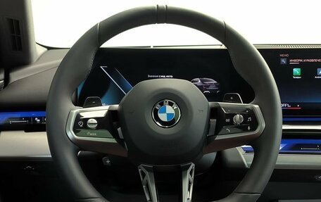 BMW 5 серия, 2025 год, 8 925 000 рублей, 15 фотография
