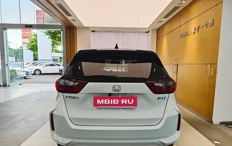 Honda Fit, 2021 год, 1 198 000 рублей, 6 фотография