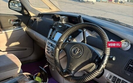 Toyota Opa I рестайлинг, 2003 год, 470 000 рублей, 6 фотография