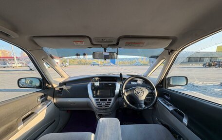 Toyota Opa I рестайлинг, 2003 год, 470 000 рублей, 10 фотография
