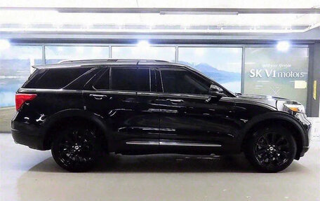 Ford Explorer VI, 2020 год, 2 900 000 рублей, 3 фотография