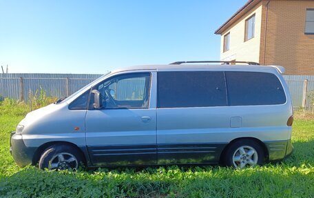Hyundai Starex I рестайлинг, 2002 год, 585 000 рублей, 3 фотография