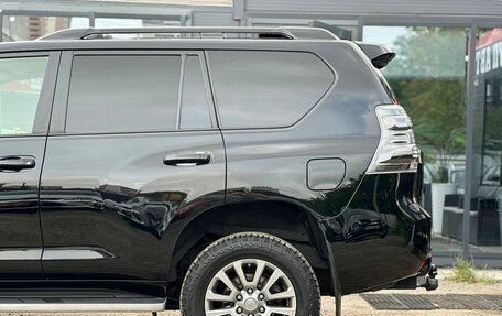 Toyota Land Cruiser Prado 150 рестайлинг 2, 2017 год, 3 350 000 рублей, 8 фотография