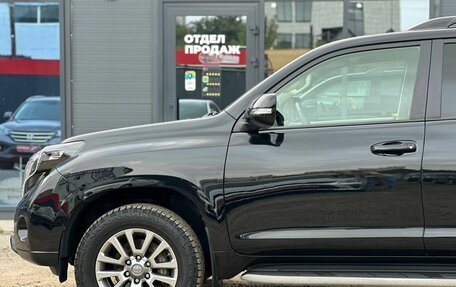 Toyota Land Cruiser Prado 150 рестайлинг 2, 2017 год, 3 350 000 рублей, 7 фотография