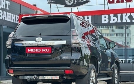 Toyota Land Cruiser Prado 150 рестайлинг 2, 2017 год, 3 350 000 рублей, 13 фотография