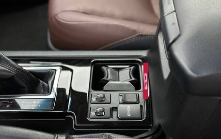 Toyota Land Cruiser Prado 150 рестайлинг 2, 2017 год, 3 350 000 рублей, 25 фотография