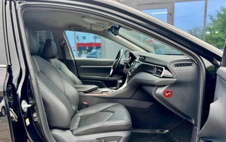 Toyota Camry, 2018 год, 2 129 000 рублей, 32 фотография