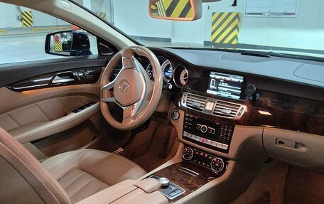 Mercedes-Benz CLS, 2013 год, 2 100 000 рублей, 7 фотография