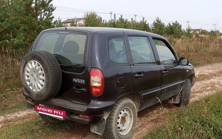 Chevrolet Niva I рестайлинг, 2004 год, 298 000 рублей, 3 фотография