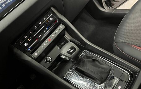 Skoda Karoq I, 2025 год, 3 199 000 рублей, 16 фотография