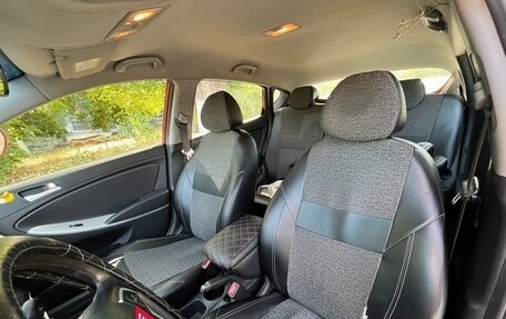 Hyundai Solaris II рестайлинг, 2012 год, 670 000 рублей, 19 фотография