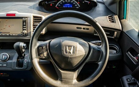 Honda Freed I, 2011 год, 1 000 000 рублей, 16 фотография