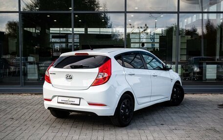 Hyundai Solaris II рестайлинг, 2016 год, 950 000 рублей, 2 фотография