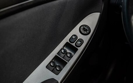 Hyundai Solaris II рестайлинг, 2016 год, 950 000 рублей, 23 фотография