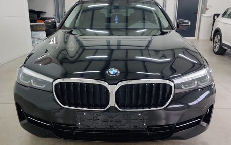 BMW 5 серия, 2020 год, 3 950 000 рублей, 2 фотография