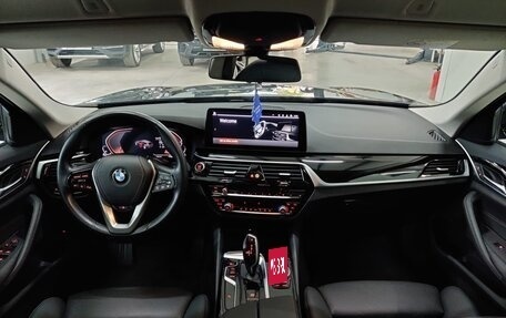 BMW 5 серия, 2020 год, 3 950 000 рублей, 12 фотография