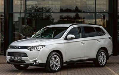 Mitsubishi Outlander III рестайлинг 3, 2013 год, 1 295 000 рублей, 1 фотография