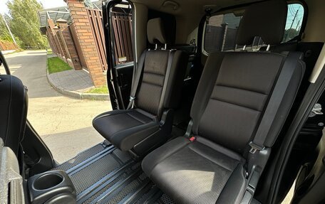 Nissan Serena IV, 2018 год, 1 950 000 рублей, 10 фотография