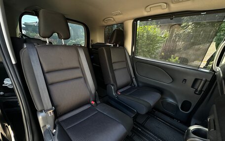 Nissan Serena IV, 2018 год, 1 950 000 рублей, 13 фотография