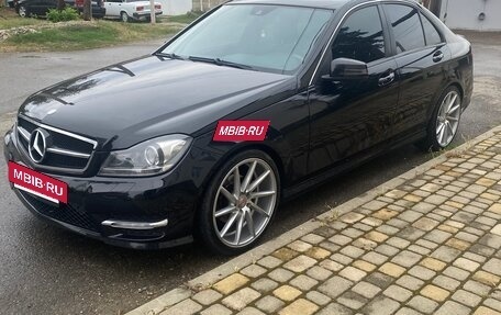 Mercedes-Benz C-Класс, 2012 год, 1 600 000 рублей, 4 фотография