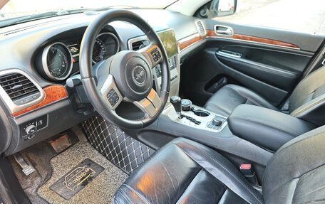 Jeep Grand Cherokee, 2012 год, 1 800 000 рублей, 17 фотография