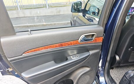 Jeep Grand Cherokee, 2012 год, 1 800 000 рублей, 22 фотография