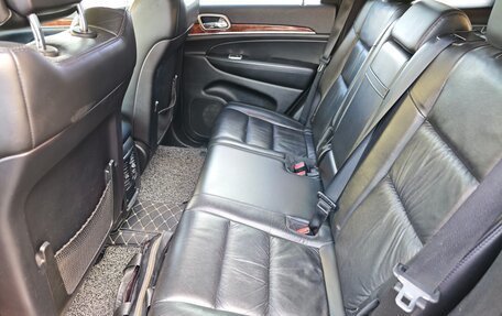 Jeep Grand Cherokee, 2012 год, 1 800 000 рублей, 23 фотография