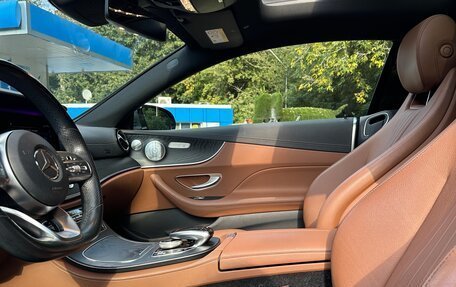 Mercedes-Benz E-Класс, 2020 год, 5 500 000 рублей, 8 фотография