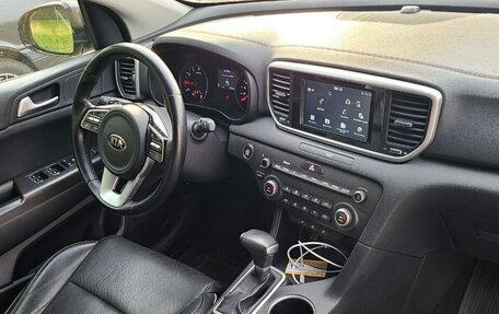 KIA Sportage IV рестайлинг, 2018 год, 2 550 000 рублей, 9 фотография
