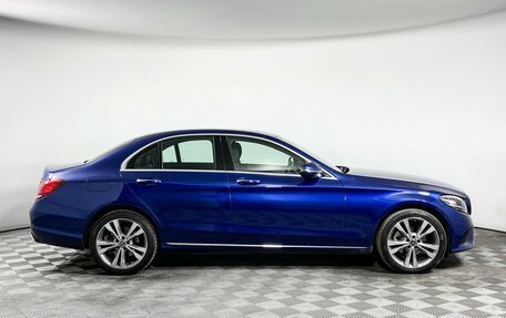 Mercedes-Benz C-Класс, 2019 год, 3 250 000 рублей, 4 фотография