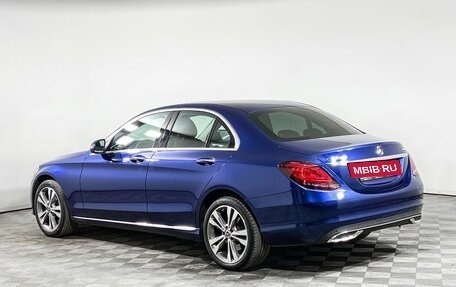 Mercedes-Benz C-Класс, 2019 год, 3 250 000 рублей, 7 фотография