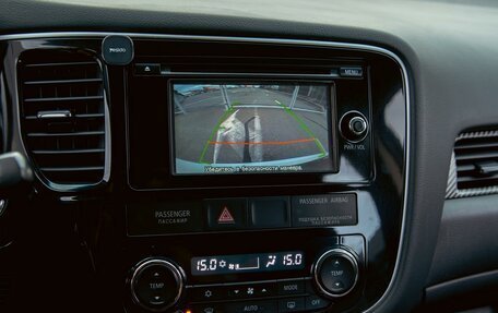 Mitsubishi Outlander III рестайлинг 3, 2013 год, 1 295 000 рублей, 14 фотография