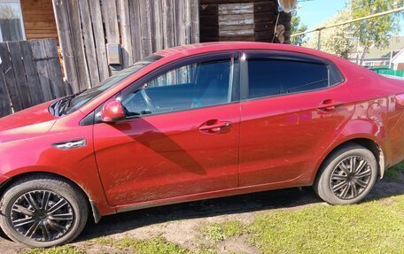 KIA Rio III рестайлинг, 2013 год, 650 000 рублей, 1 фотография