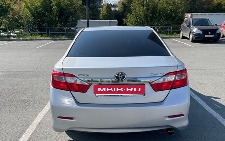 Toyota Camry, 2012 год, 1 950 000 рублей, 5 фотография