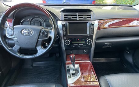 Toyota Camry, 2012 год, 1 950 000 рублей, 9 фотография