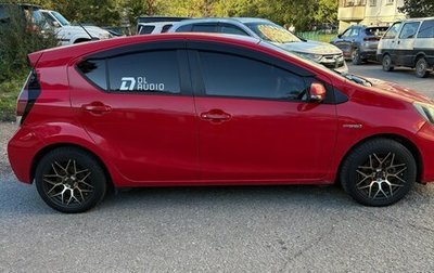 Toyota Aqua I, 2012 год, 750 000 рублей, 1 фотография