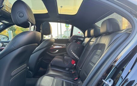 Mercedes-Benz E-Класс AMG, 2018 год, 4 500 000 рублей, 12 фотография