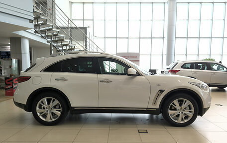 Infiniti QX70, 2014 год, 2 150 000 рублей, 5 фотография