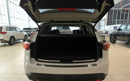 Infiniti QX70, 2014 год, 2 150 000 рублей, 12 фотография