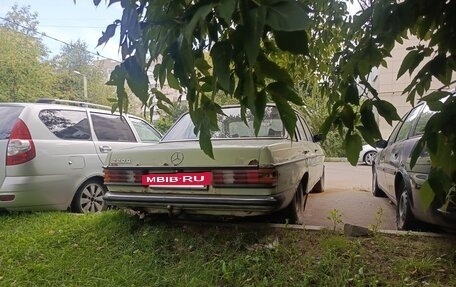 Mercedes-Benz W123, 1978 год, 120 000 рублей, 4 фотография
