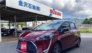 Toyota Sienta II, 2021 год, 2 270 000 рублей, 9 фотография