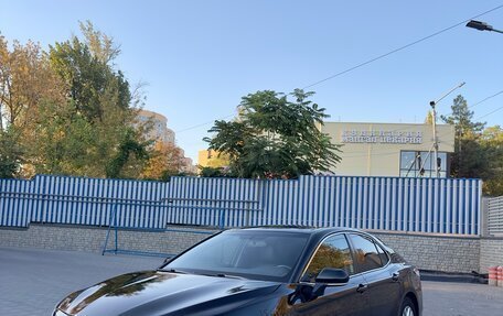 Toyota Camry, 2018 год, 1 900 000 рублей, 1 фотография