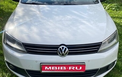 Volkswagen Jetta VI, 2013 год, 985 000 рублей, 1 фотография