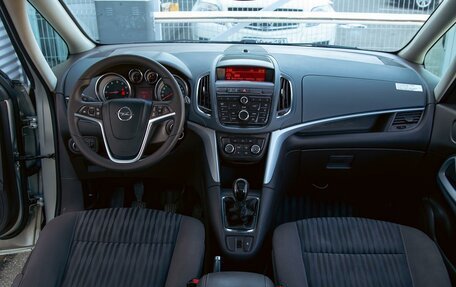 Opel Zafira C рестайлинг, 2012 год, 995 000 рублей, 16 фотография