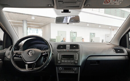 Volkswagen Polo VI (EU Market), 2017 год, 1 127 000 рублей, 17 фотография