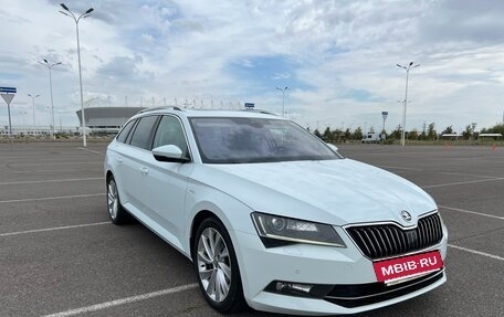 Skoda Superb III рестайлинг, 2016 год, 3 100 000 рублей, 2 фотография