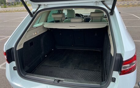Skoda Superb III рестайлинг, 2016 год, 3 100 000 рублей, 18 фотография